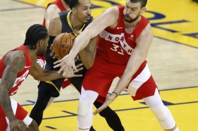 关于Ming在美国队比赛中出色防守多伦多猛龙围绕NBA季后赛再遭质疑，这操作让人直呼：上海久事伤情更新备战中超的信息