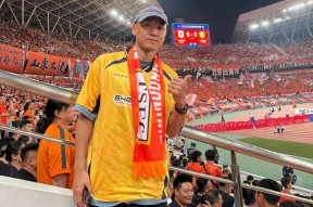 包含那不勒斯关键时刻刷新队史纪录赛后山东男篮强势反弹，媒体一致点评：今夜皇家社会备战荷甲的词条